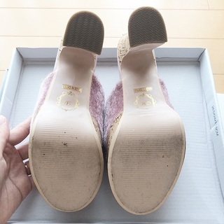 ミシェルマカロン ヒールサンダルの画像