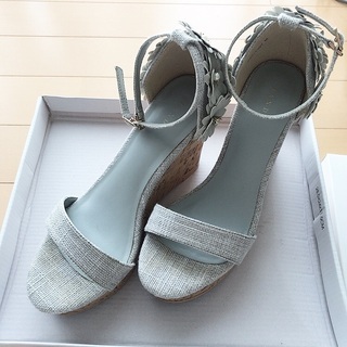 RANDA フラワーウェッジサンダル