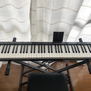 Carina 電子ピアノ 88鍵盤(カバー、スタンド、イス付き)