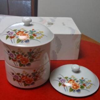 有田焼き蓋物の画像