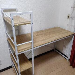 ラック付PCデスク

の画像