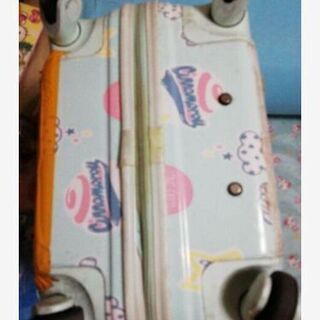 シナモロール　キャリーケース　キャリーバッグの画像