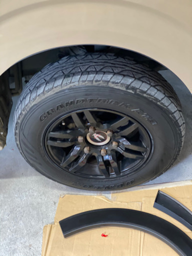 ハイエース　ホイール