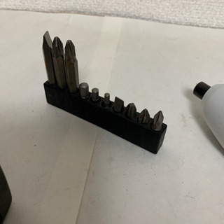 コードレススクリュードライバーの画像