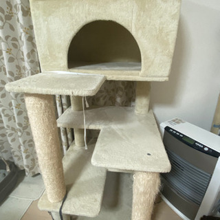 キャットタワー(1年ほど使用)の画像