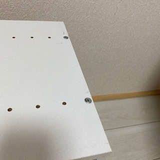 決まりました。ホワイト収納棚①・ゴーグルの画像