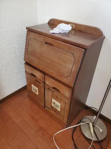 収納棚