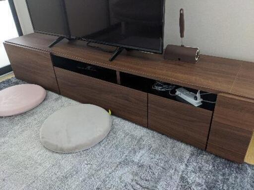 テレビ台　メーカー不明