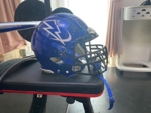 アメリカンフットボールヘルメット　リデルレボリューション