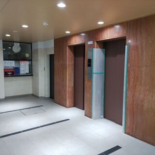 福岡市中央区「ホワイティ薬院」☆☆人気エリア薬院に事務所店舗の募集☆☆分譲タイプ☆☆エレベーター☆☆オートロック☆☆業種・契約条件ご相談ください！！（飲食不可）☆☆ - 不動産