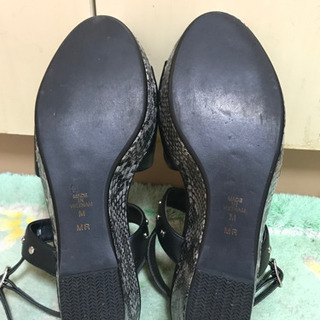 ♦️新品未使用　DIANA ウェッジソール　サンダルの画像