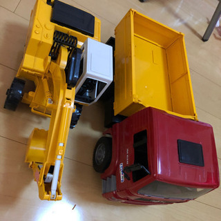 LIEBHERR トラック ユンボ おもちゃ