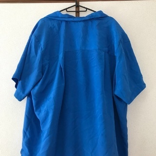 オーバーサイズ爽やかなボタンブラウスの画像