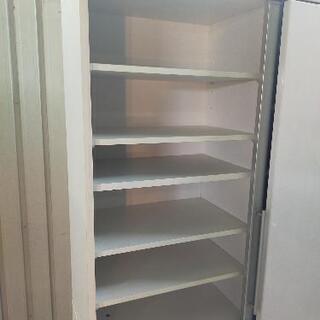 【カリモク/karimoku】食器棚の画像