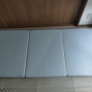 ニトリ　ボリューム３つ折りマットレスシングルVBS袋付きの画像