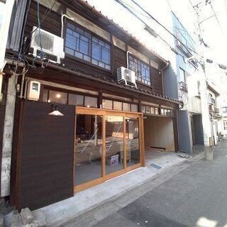 【ペット可一戸建て】商談中　店舗併用住宅可　奥に2kの棟あります。