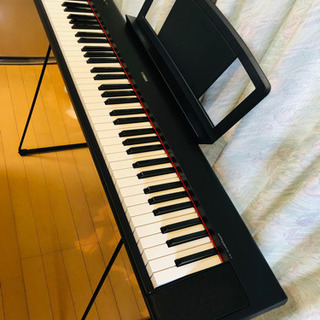 【格安】YAMAHA 電子ピアノ(譜面台、スタンド付き)