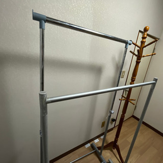 お引き取り先決まりました☆ハンガー3つ　引き取ってください。の画像