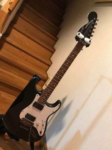 【9月31日まで値下げ中】Squier Stratcastar (レア)