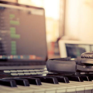 作曲できる方を募集します！