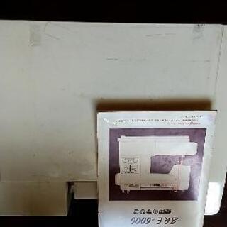 MERRITT メリット SRE-6000 電動ミシンの画像