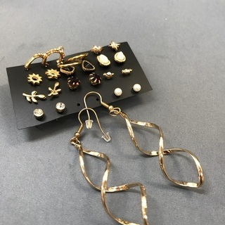 465◎色々ピアスセットの画像