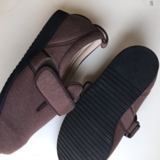 介護シューズの画像