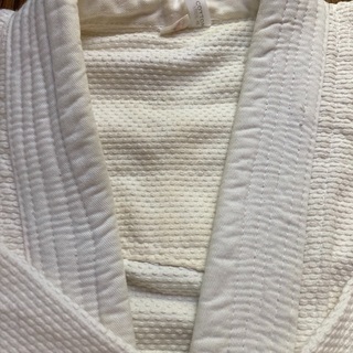 柔道　空手　道着と白帯の画像