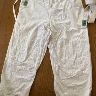 柔道　空手　道着と白帯の画像