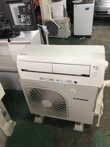 2014 Mitsubishi 2.8kw (12 畳) - 畳。 無料のエアコンの設置