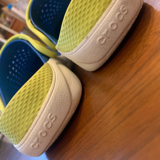 crocs クロックス ライトライド 子供用 19cmの画像