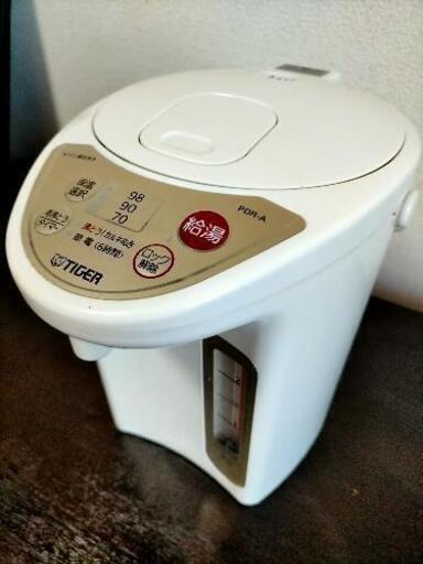 TIGER マイコン電動ポット 3.0L　PDR-A300①