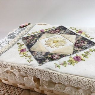 人気の大人可愛いリボン刺しゅう　無料体験レッスン＆フリーレッスン（オンラインレッスンも可）の画像