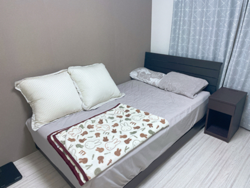 ベットフレーム、マットレス 10,800円