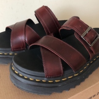 Dr martens ドクターマーチン　レザーサンダルの画像