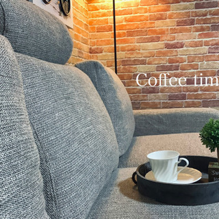 ☑️メルカr売約済み　大塚家具15万円3人掛けソファー全面クリーニング済み清潔　エスハウスの画像