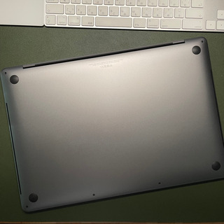 値下げ　APPLE MacBook Pro 16「最後のTouch Bar」の画像