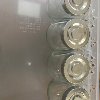 ガラス容器