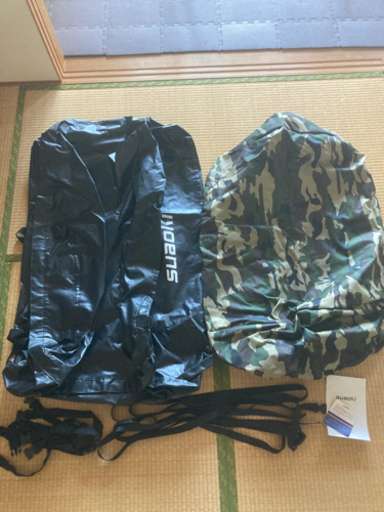車積載用ルーフバッグ　アウトドア　キャンプ