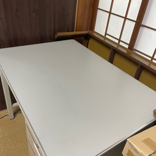 値下げ！！事務机　グレーの画像