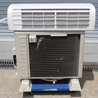 T571) HITACHI 日立 ルームエアコン RAS-AJ22E 2015年型 6畳用 2.2kw 単相100V コンパクト