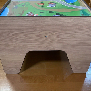 トレインテーブルの画像