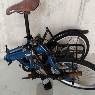 折り畳み自転車の画像