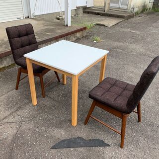 定価4万円！美品！ニトリ ダイニングテーブル ＋チェア ダイニングセット！ 2人用 テーブル 回転椅子 チェア 木製家具 F