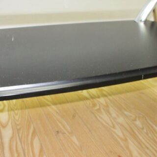 jtp-0560　センターテーブル　ガラス　ガラステーブル　ホワイト　ローテーブル　マガジンラック付き　センターテーブル　リビングテーブル　ローテーブル　応接テーブル　インテリア　応接室　リビング　ディスプレイの画像