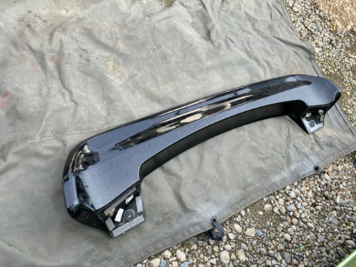 中古品 200系 ランドクルーザー 純正リアスポイラー ブラック