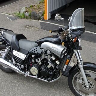 V-MAX1200