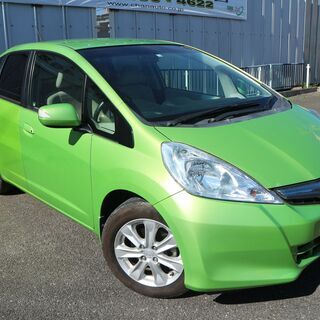 フィットハイブリッド　保証付　2年車検付