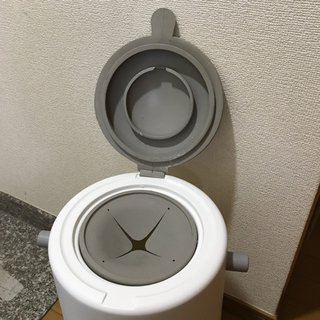 【お譲り先決定いたしました】ライクイット　ダイパーポットの画像