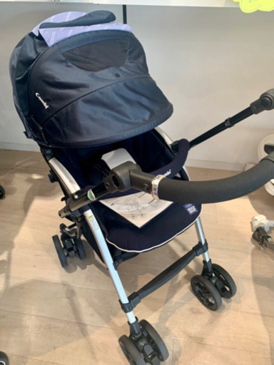 ■店頭引取限定■ ※8/10〜13 夏季休業　美品☆コンビ　ベビーカー　ネムリエオート４キャス♫  定価71500円